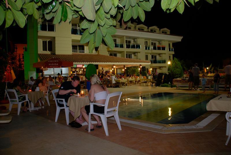 Verona Apartments Мармарис Екстер'єр фото